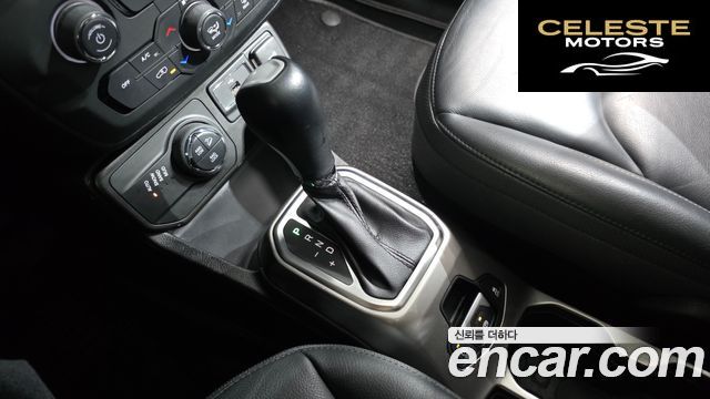 JEEP 2.0 Limited AWD 2018 — photo 12 sur 36