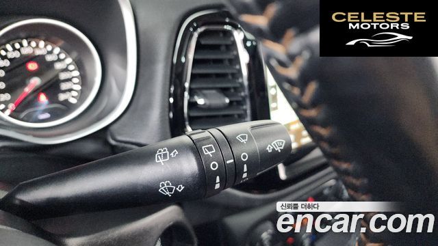 JEEP 22.4 Limited AWD 2019 — photo 28 sur 41