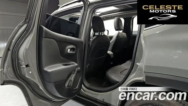 JEEP 1.3 Limited 2022 — photo 18 sur 32