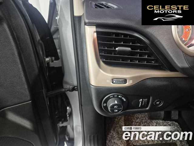 JEEP 3.0 Limited 2015 — photo 19 sur 26