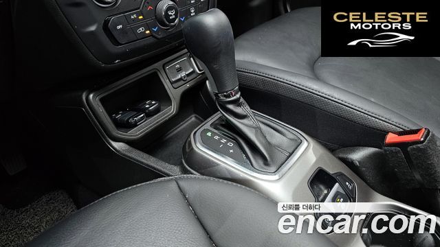 JEEP 1.3 Limited 2022 — photo 12 sur 32