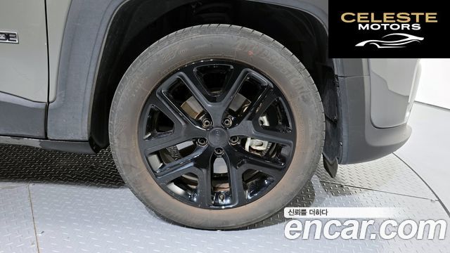 JEEP 1.3 Limited 2022 — photo 7 sur 32