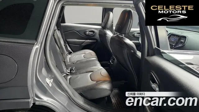 JEEP (KL) 3.2 AWD 2021 — photo 18 sur 35