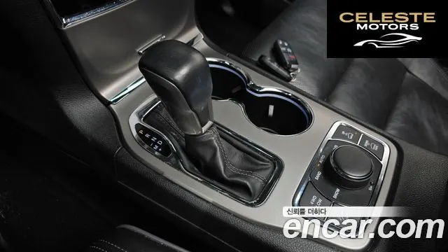 JEEP 3.0 2020 — photo 12 sur 33