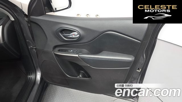 JEEP (KL) 2.4 High AWD 2019 — photo 14 sur 32