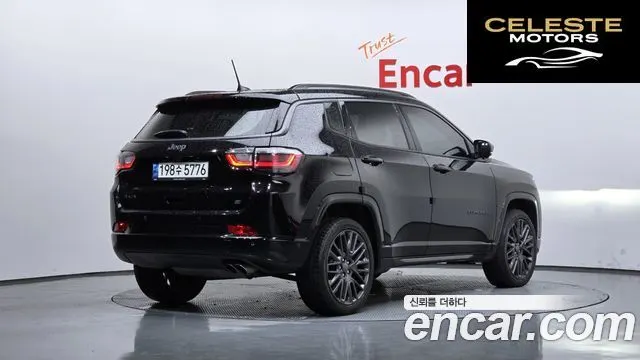 JEEP 2S2.4 AWD 2022 — photo 2 sur 36