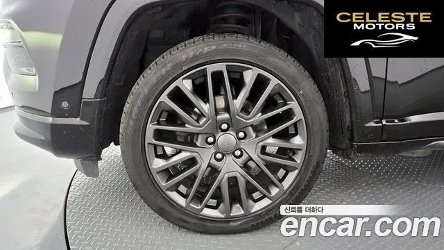 JEEP 2S2.4 AWD 2022 — photo 5 sur 36