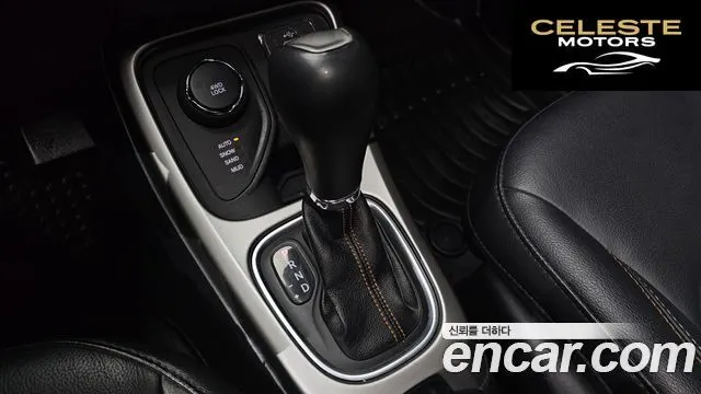 JEEP 22.4 AWD 2019 — photo 12 sur 30