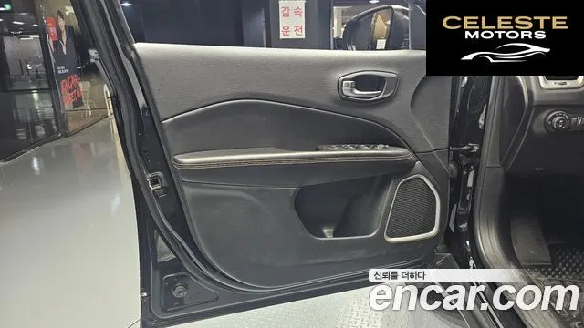 JEEP 22.4 AWD 2019 — photo 14 sur 30