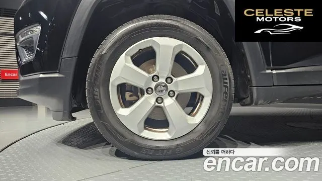 JEEP 22.4 AWD 2019 — photo 5 sur 30