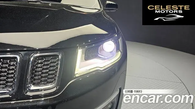 JEEP 22.4 AWD 2019 — photo 8 sur 30