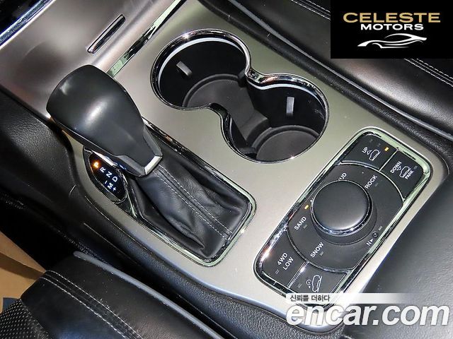 JEEP 3.6 2019 — photo 12 sur 26