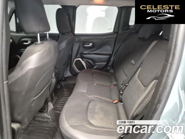 JEEP 2.0 75th Spécial Edition AWD 2016 — photo 12 sur 24
