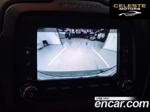 JEEP 2.0 75th Spécial Edition AWD 2016 — photo 14 sur 24