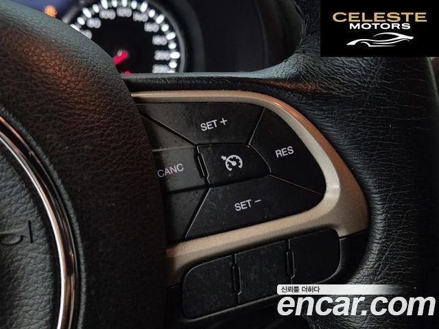 JEEP 2.0 75th Spécial Edition AWD 2016 — photo 15 sur 24