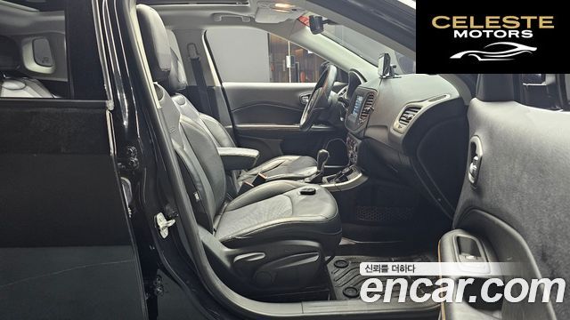JEEP 22.4 AWD 2019 — photo 17 sur 30
