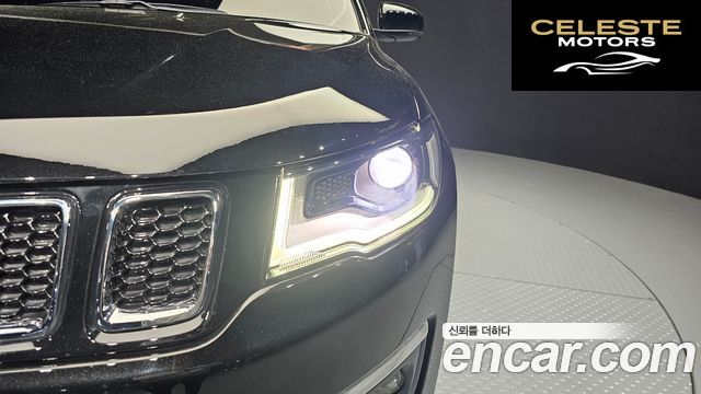 JEEP 22.4 AWD 2019 — photo 8 sur 30