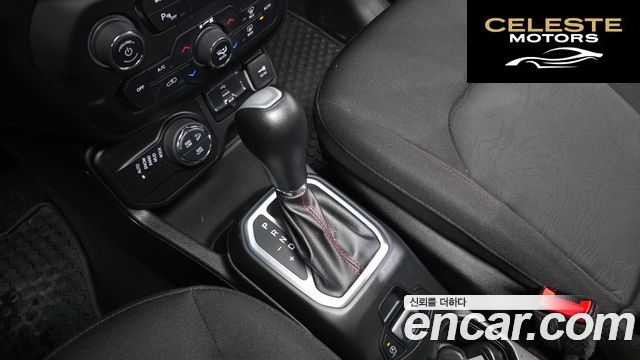 JEEP 2.0 AWD 2018 — photo 12 sur 30