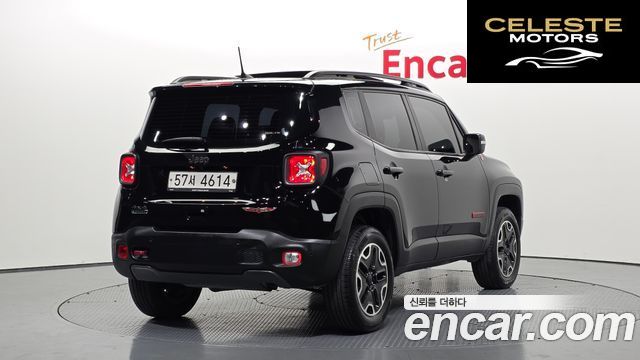JEEP 2.0 AWD 2018 — photo 2 sur 30