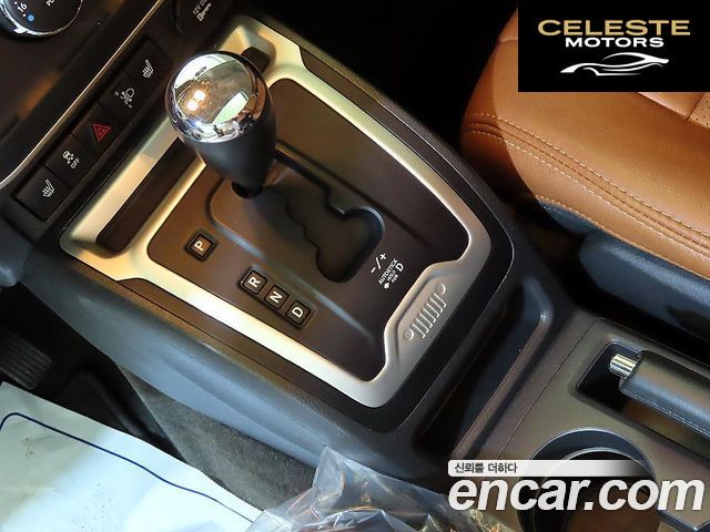 JEEP 2.4 Limited 2016 — photo 12 sur 26