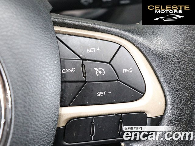 JEEP 2.0 AWD 2017 — photo 11 sur 26