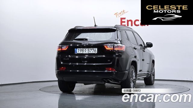 JEEP 2S2.4 AWD 2022 — photo 4 sur 36