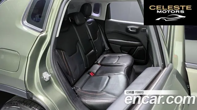 JEEP 22.4 Limited AWD 2018 — photo 17 sur 36