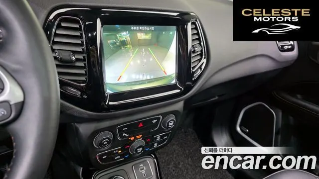 JEEP 22.4 Limited AWD 2018 — photo 25 sur 36