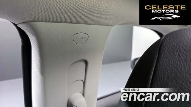 JEEP 22.4 Limited AWD 2018 — photo 33 sur 36