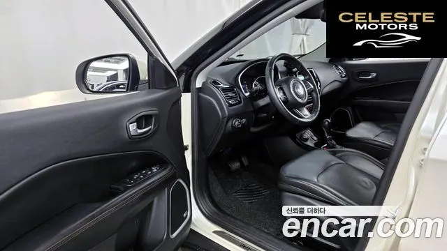 JEEP 22.4 Limited AWD 2019 — photo 13 sur 31