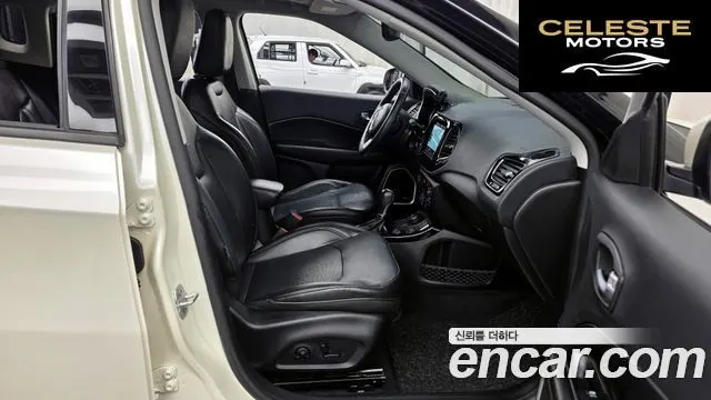 JEEP 22.4 Limited AWD 2019 — photo 17 sur 31