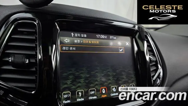 JEEP 22.4 Limited AWD 2019 — photo 29 sur 31