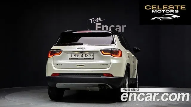 JEEP 22.4 Limited AWD 2019 — photo 4 sur 31