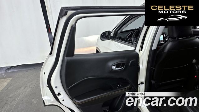 JEEP 22.4 Limited AWD 2019 — photo 15 sur 31