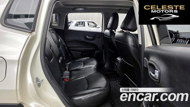 JEEP 22.4 Limited AWD 2019 — photo 18 sur 31