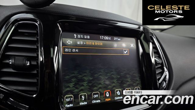 JEEP 22.4 Limited AWD 2019 — photo 29 sur 31