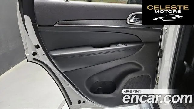 JEEP 3.6 Limited 2018 — photo 15 sur 30