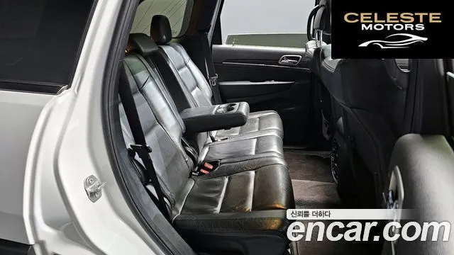 JEEP 3.6 Limited 2018 — photo 18 sur 30