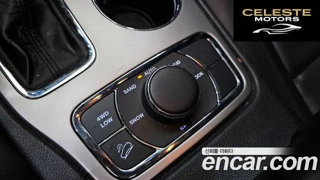JEEP 3.6 Limited 2018 — photo 24 sur 30