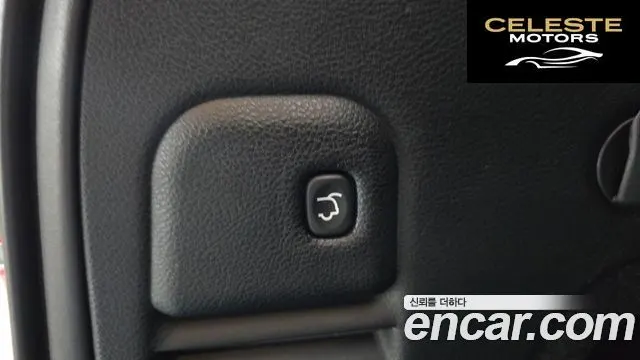JEEP 3.6 Limited 2018 — photo 26 sur 30