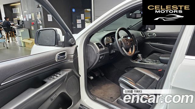 JEEP 3.6 Limited 2018 — photo 13 sur 30