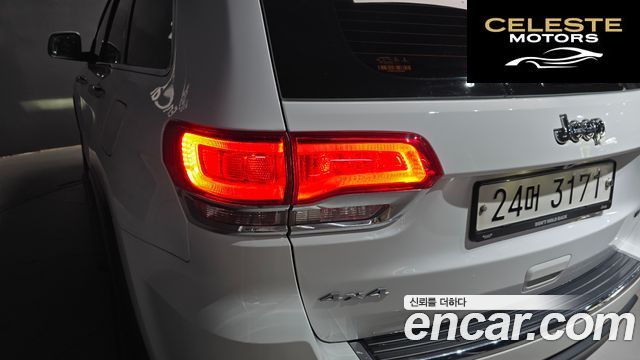 JEEP 3.6 Limited 2018 — photo 9 sur 30