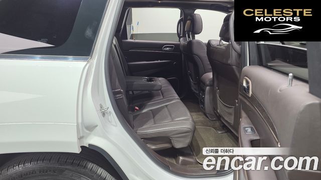 JEEP 3.0 2017 — photo 12 sur 26