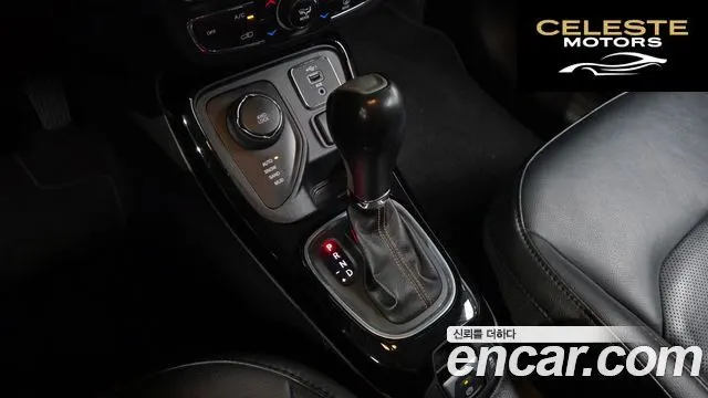 JEEP 22.4 Limited AWD 2019 — photo 12 sur 38