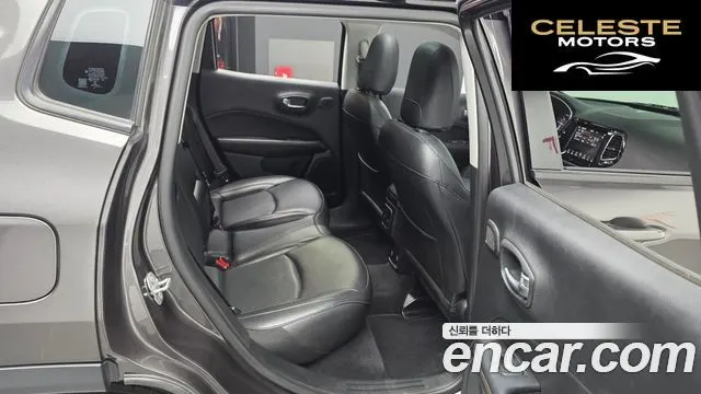 JEEP 22.4 Limited AWD 2019 — photo 18 sur 38