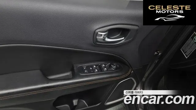 JEEP 22.4 Limited AWD 2019 — photo 27 sur 38