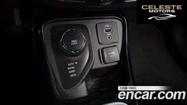 JEEP 22.4 Limited AWD 2019 — photo 32 sur 38