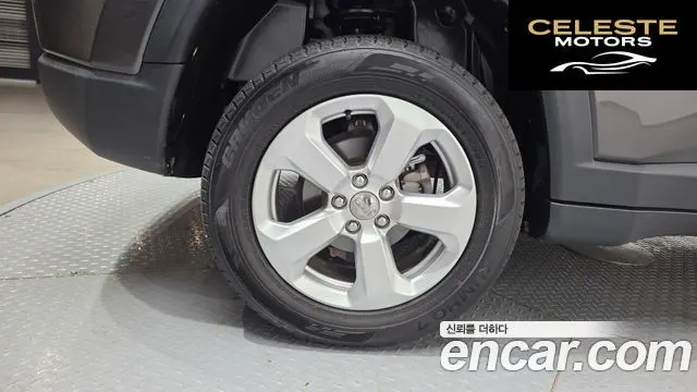 JEEP 22.4 Limited AWD 2019 — photo 5 sur 38