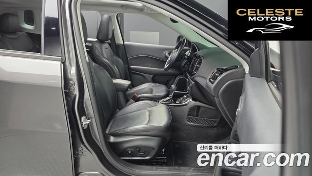 JEEP 22.4 Limited AWD 2019 — photo 17 sur 38