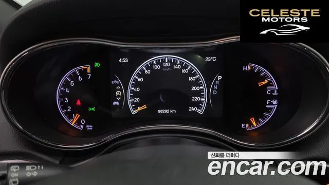 JEEP 3.6 Limited 2018 — photo 11 sur 32